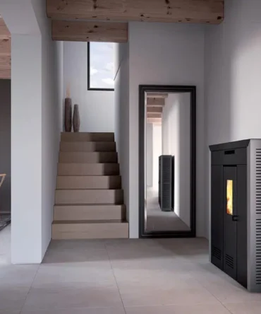 Poêle à granulés DAGLAN slim 9 acier canalisable 9 kW – INVICTA